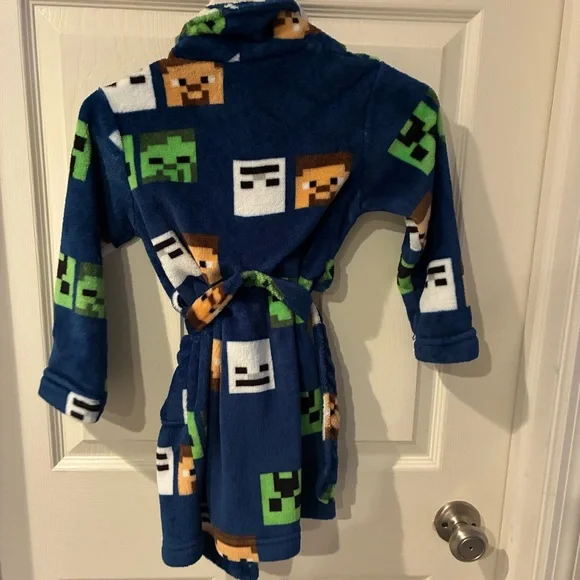 Minecraft Robe - Picture 2 of 5